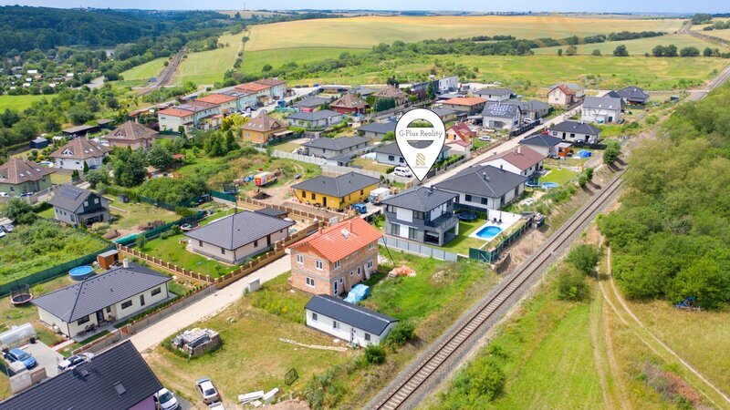 Prodej moderní patrový  rodinný dům, 683 m2, Kralupy nad Vltavou Nad Rybníkem