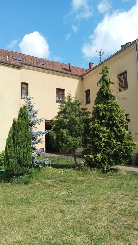 Pronájem, byt 1kk, 36m2, Palackého náměstí, Brozany nad Ohří,