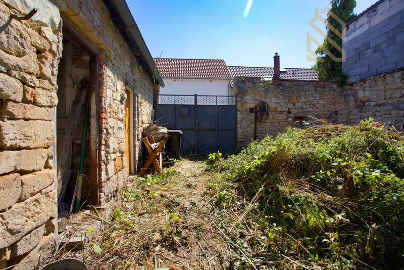 Prodej rodinný dům, 73m2, pozemek 229m2, Smolnice u Loun