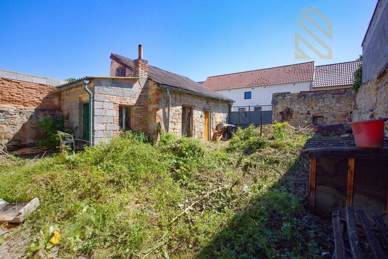 Prodej rodinný dům, 73m2, pozemek 229m2, Smolnice u Loun