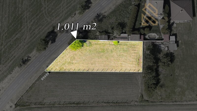 Prodej pozemku 1011 m2, Veltěže