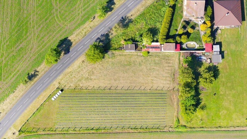 Prodej pozemku 1011 m2, Veltěže
