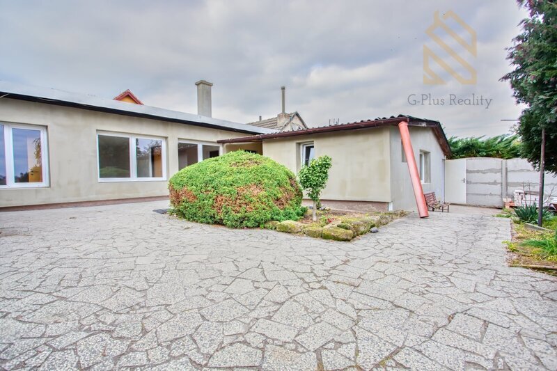 Prodej, Rodinný dům, 286m2, Pozemek 1644m2, Kostelec nad Labem