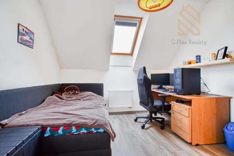 Prodej, Rodinný dům 4+kk , 389m2 , ul. Modřínová - Zlonín