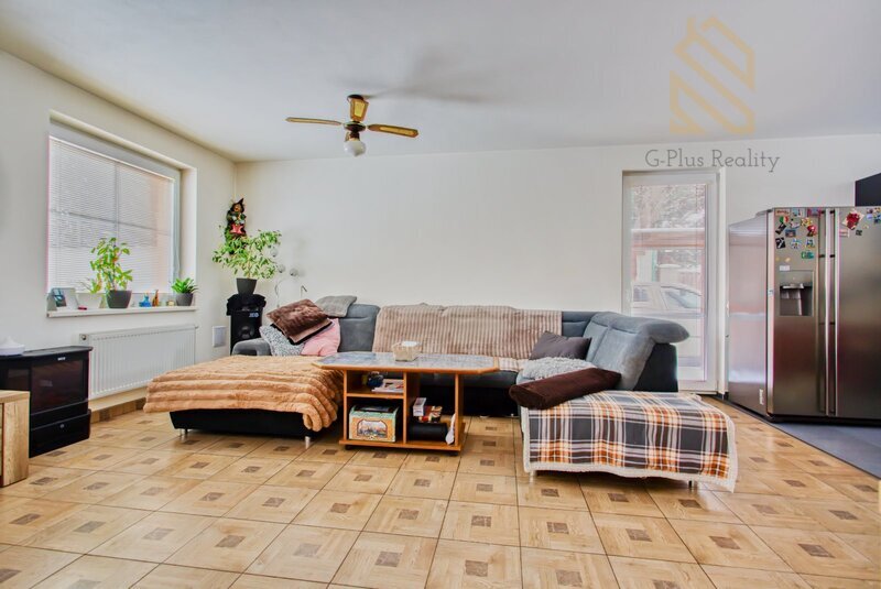 Prodej, Rodinný dům 4+kk , 389m2 , ul. Modřínová - Zlonín