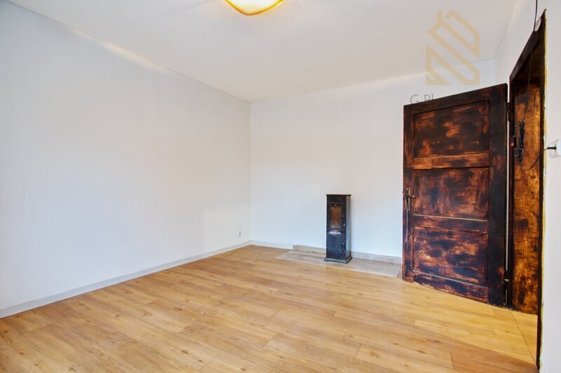 Prodej, rodinný dům, 460m2, Modlany