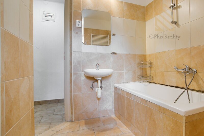 Pronájem, byt, 70m2, ul. M. Švabinského, Teplice