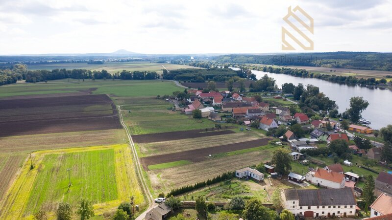 Prodej, pozemek, 1106m2, Křešice, Nučnice