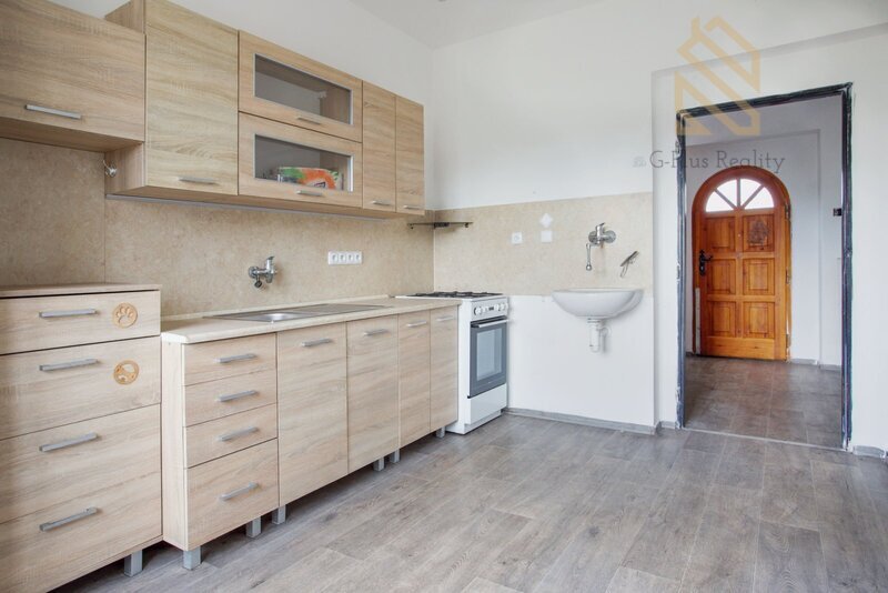 Prodej, rodinný dům 5+1, 120m2, 551m2, Libochovany