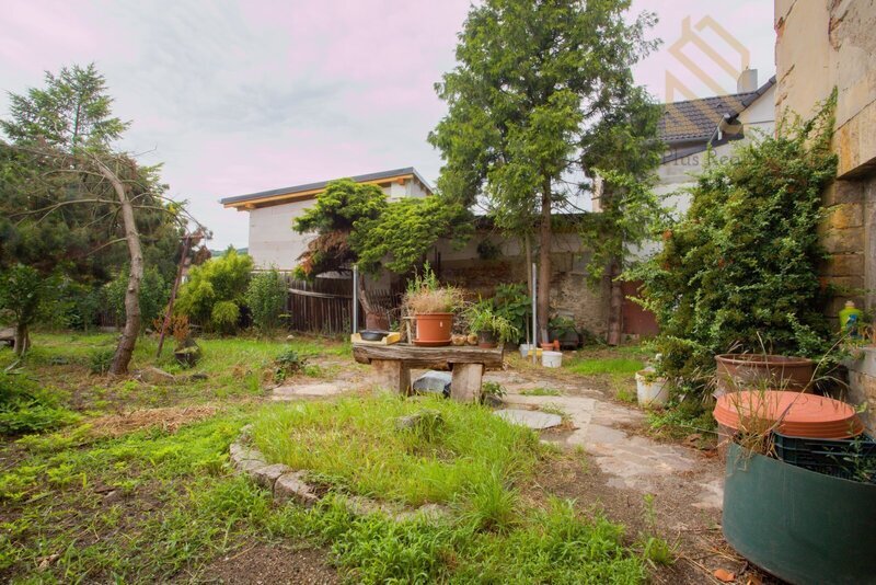 Prodej, rodinný dům 5+1, 120m2, 551m2, Libochovany