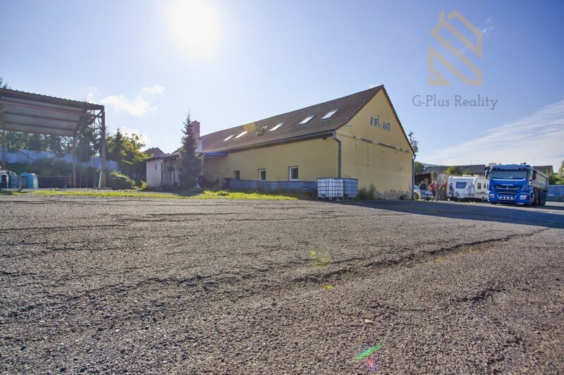 Prodej, rodinného domu, 326 m², pozemek 4343 m² Hrobčice - Razice