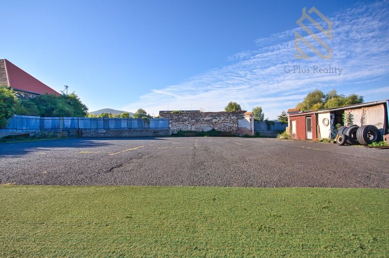 Prodej, rodinného domu, 326 m², pozemek 4343 m² Hrobčice - Razice