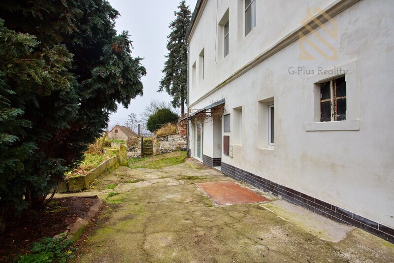 Prodej,Rodinný patrový dům se zahradou a garáží, 263m2, Sebuzín, Ústí nad Labem