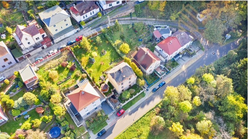 Prodej rodinného domu 195m/2, se zahradou 502m/2 a garáží 28m/2-Ústí nad Labem Hostovická ulice