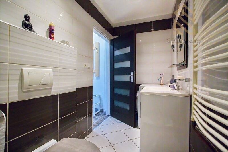 Prodej rodinného domu 195m/2, se zahradou 502m/2 a garáží 28m/2-Ústí nad Labem Hostovická ulice