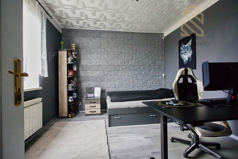 Prodej rodinného domu 195m/2, se zahradou 502m/2 a garáží 28m/2-Ústí nad Labem Hostovická ulice