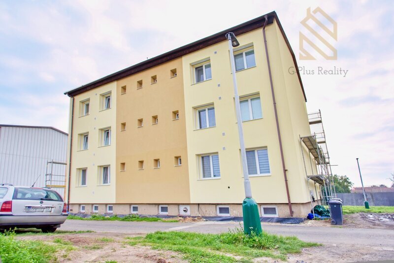 Prodej bytu 3+1 se zahradou 189 m², garáží a sklepem – Radíčeves
