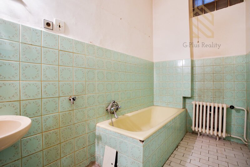 Byt 3+1, 70m/2 se samostatným vchodem, Českobratrská, Teplice