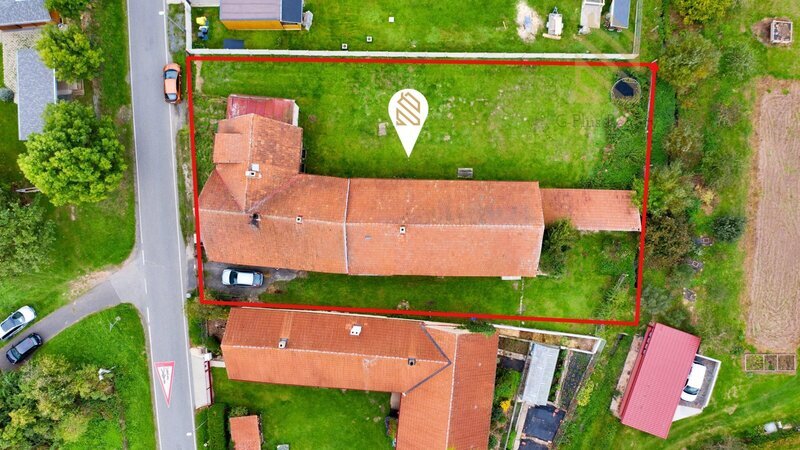 Prodej, Rodinný dům 319m2, pozemek 884m2, Prusice