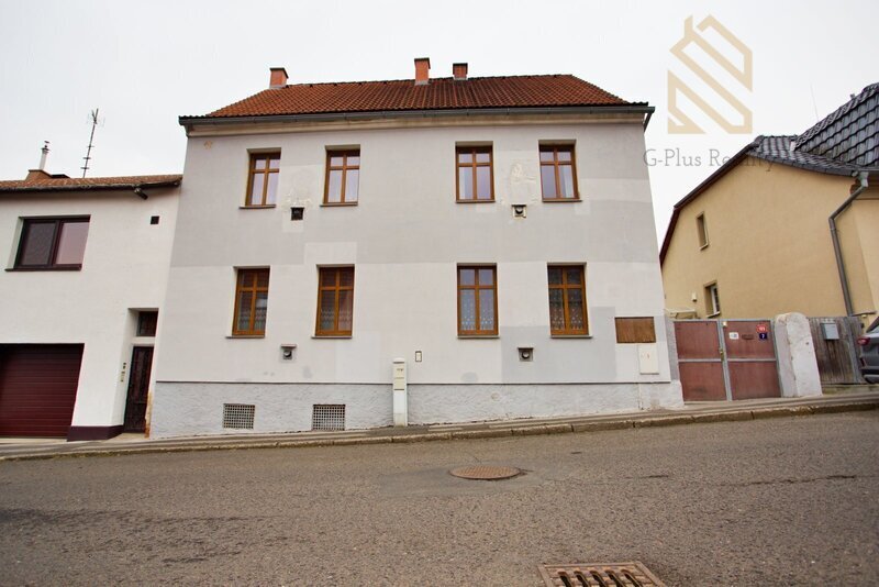 Prodej 1/2, rodinného domu 116m2, pozemek 484 m2, Bílina - ul. Síbova