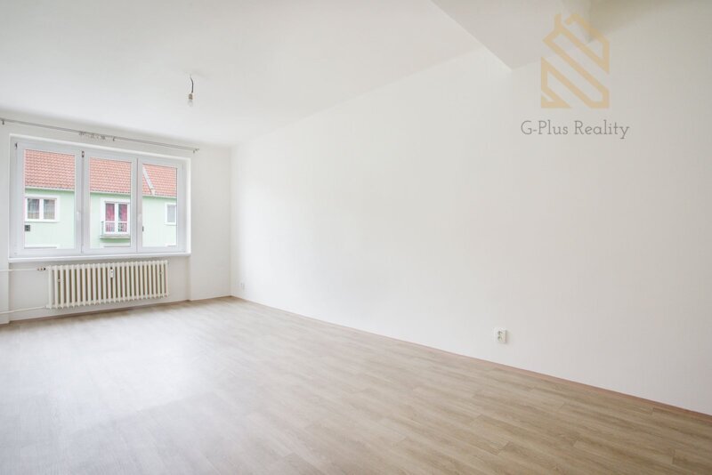 PRONÁJEM BYTU 2+1 52 M2 2. PATRO, ŠTEFÁNIKOVA 1966, LOUNY