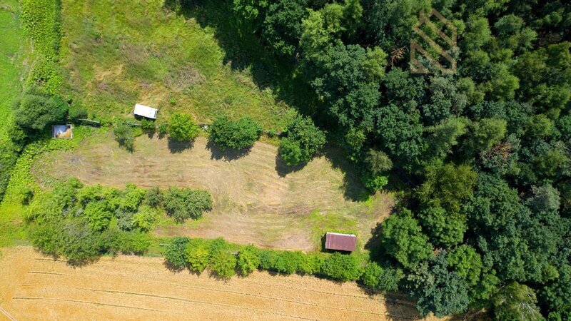 Prodej pozemku 2370 m², Smolnice u Loun